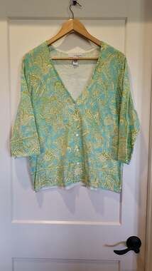 Lucy & Laurel Woman Plus Size 1X Blue and Lime Paisley V-Neck Cardigan